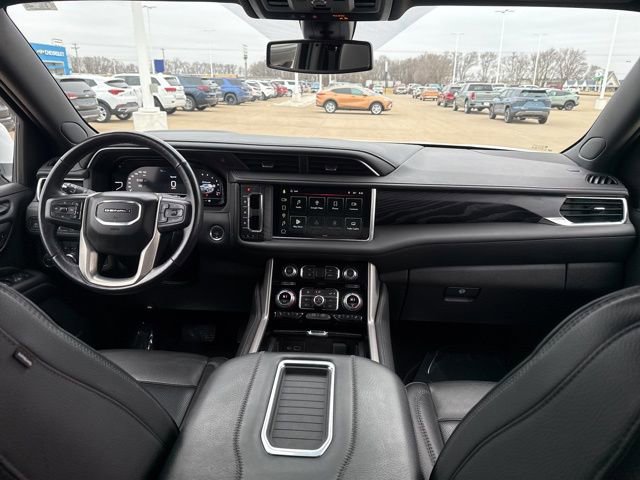 Used 2022 GMC Yukon XL Denali image 53