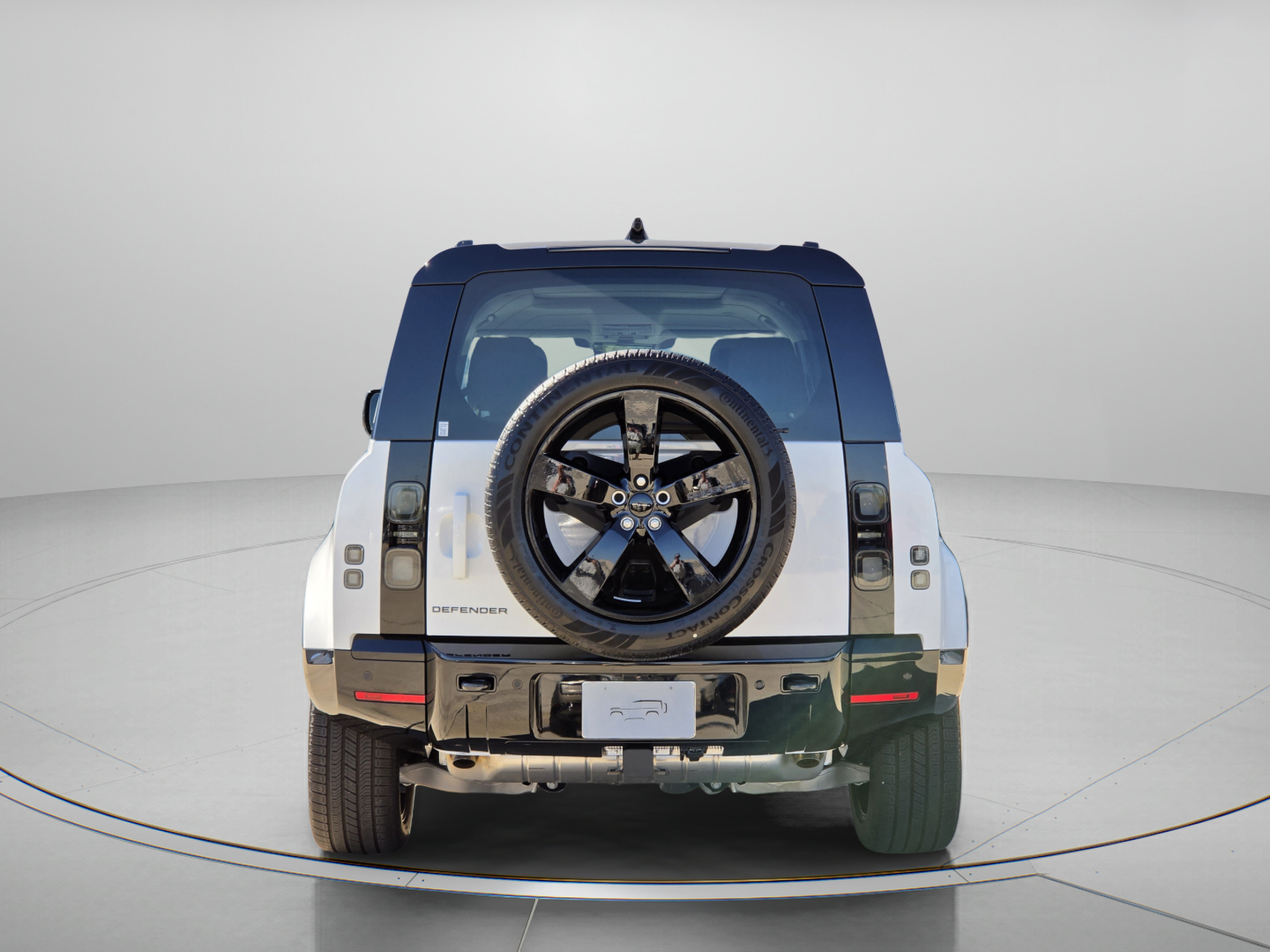 New 2026 Land Rover Defender 110 X-Dynamic SE AWD/4WD image 4