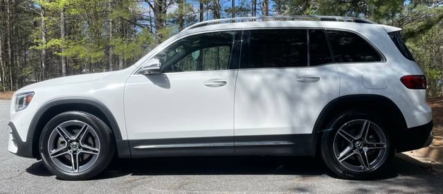 Used 2021 Mercedes-Benz GLB 250 4MATIC w/ AMG Line image 5