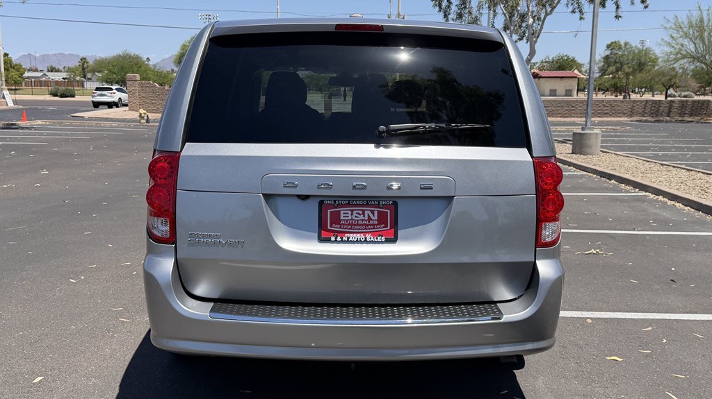 Used 2020 Dodge Grand Caravan SE w/ UConnect Hands-Free Group FWD image 4