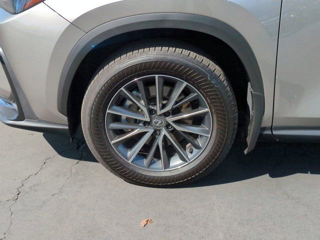 Used 2025 Lexus NX 350 AWD w/ Premium Package image 9