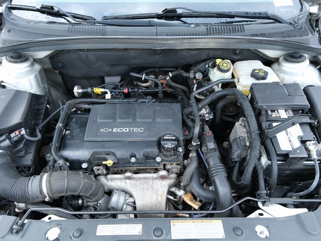 Used 2016 Chevrolet Cruze LT w/ Technology Package image 32