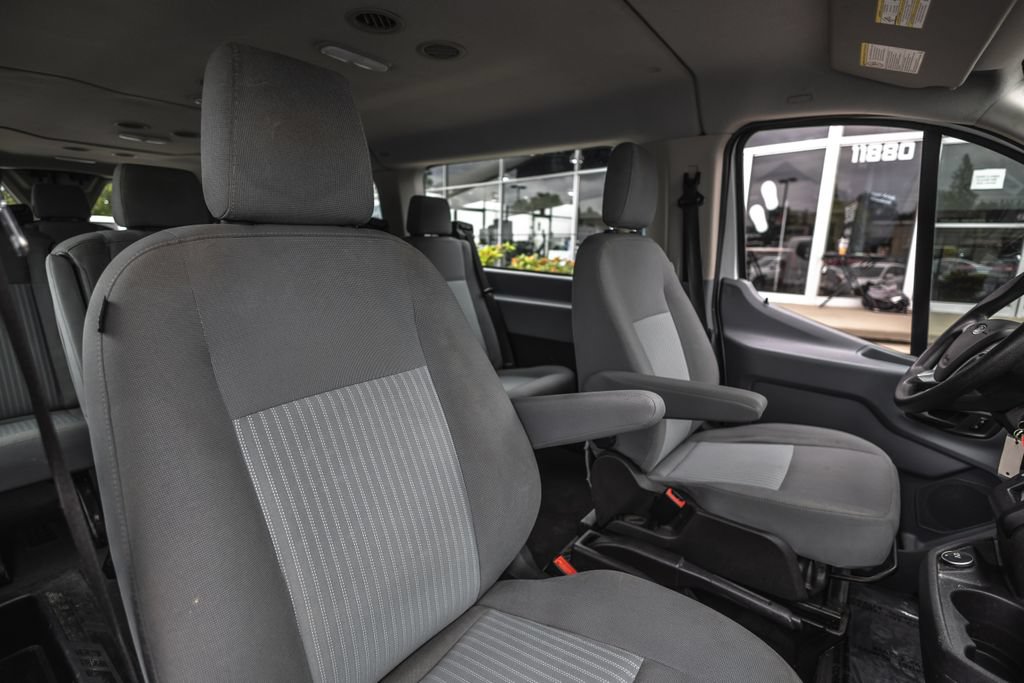 Used 2019 Ford Transit 350 XLT RWD image 21