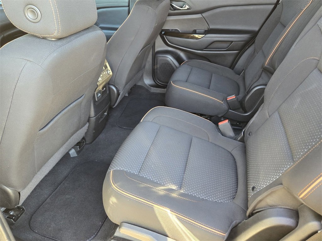 Used 2022 GMC Acadia AT4 image 20