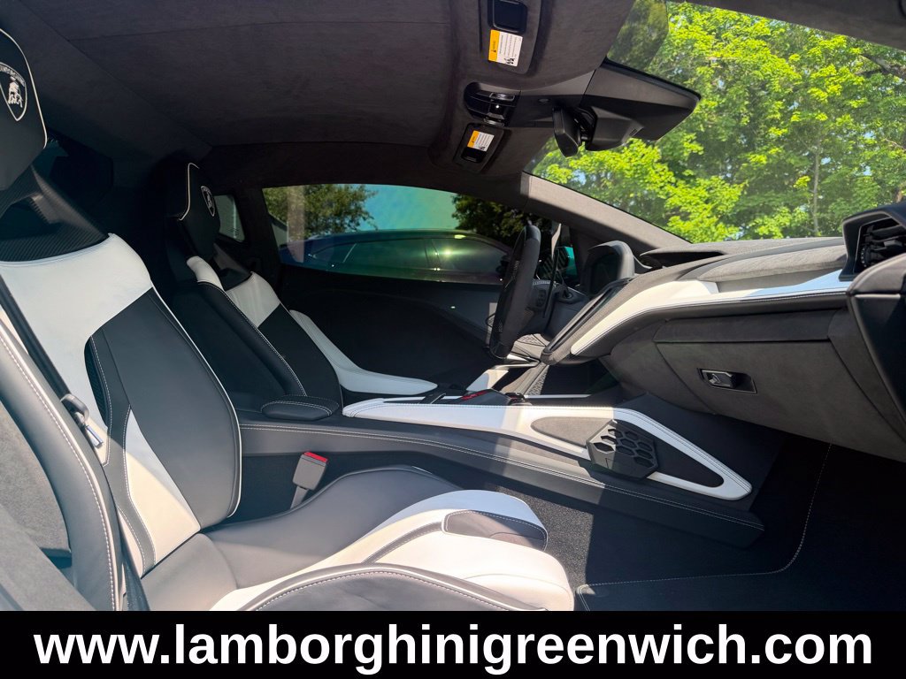 Used 2026 Lamborghini Temerario AWD/4WD image 25