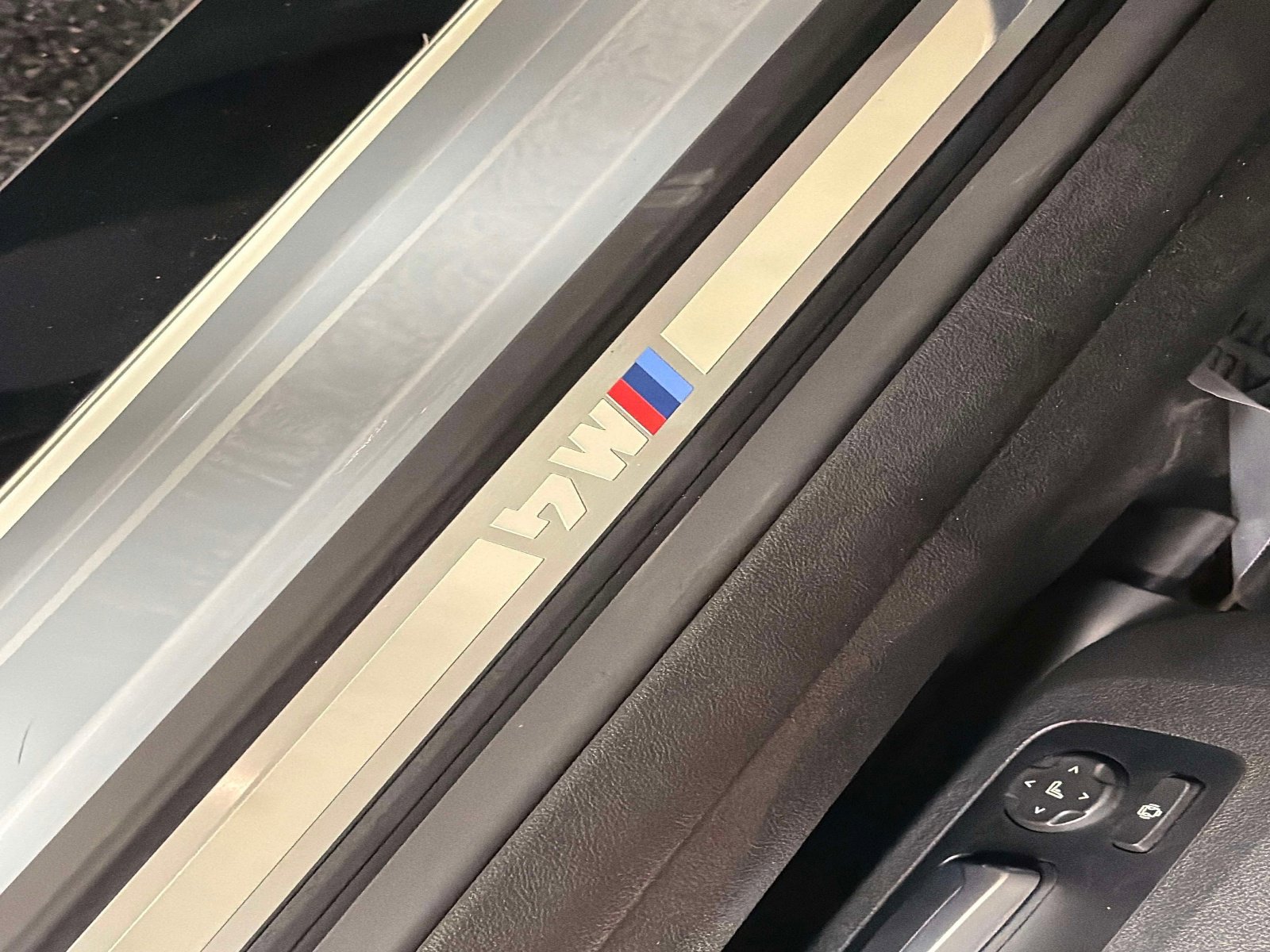 Used 2024 BMW M4 xDrive Competition w/ Executive Package image 30