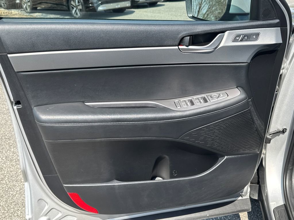Used 2022 Hyundai Palisade SEL w/ 8P Bench Seat Package FWD image 10