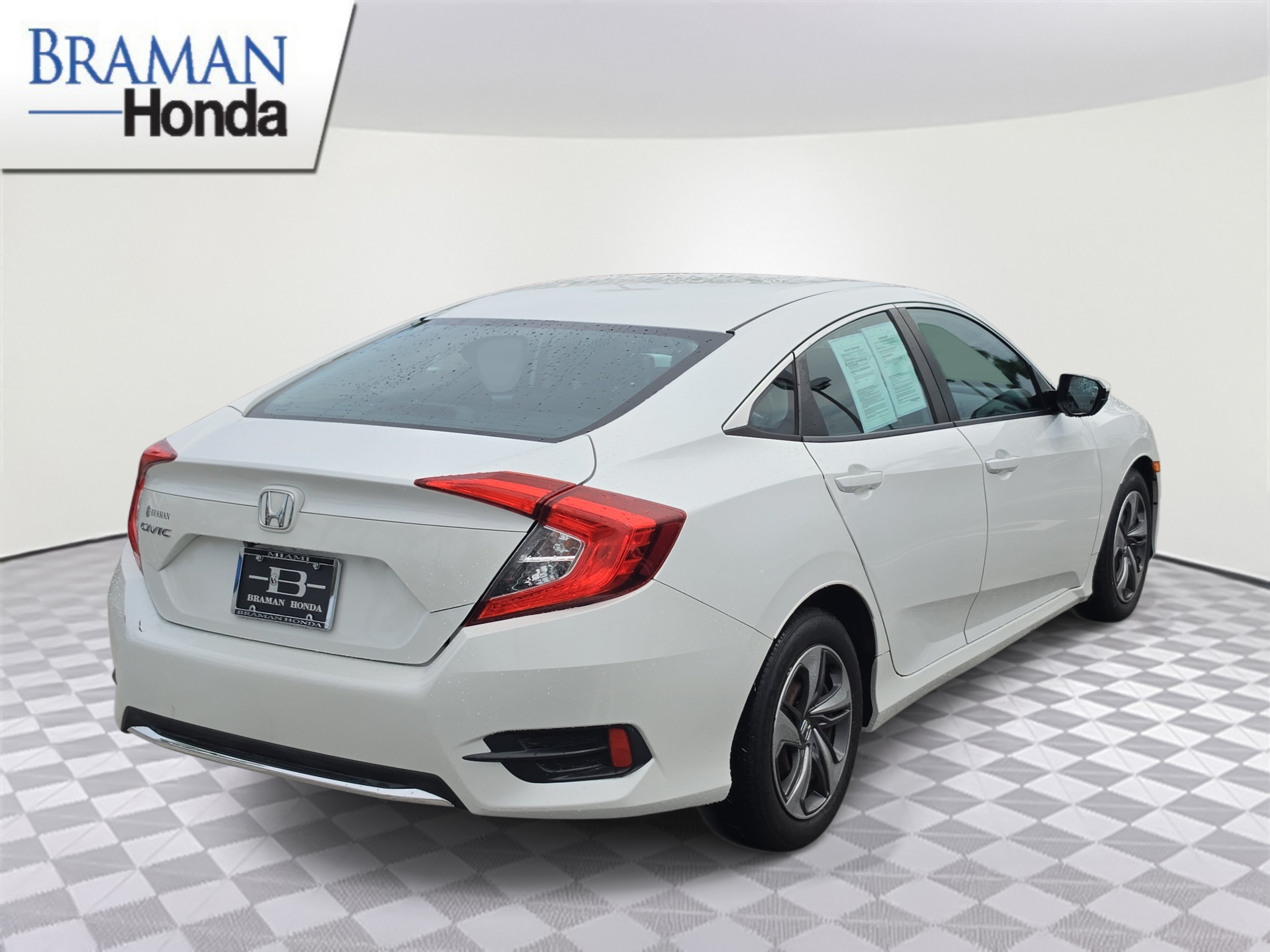 Used 2020 Honda Civic LX image 3