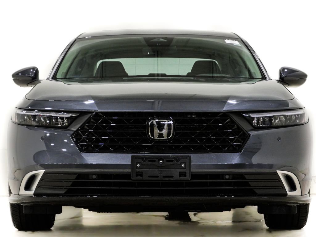 Used 2025 Honda Accord Touring image 2