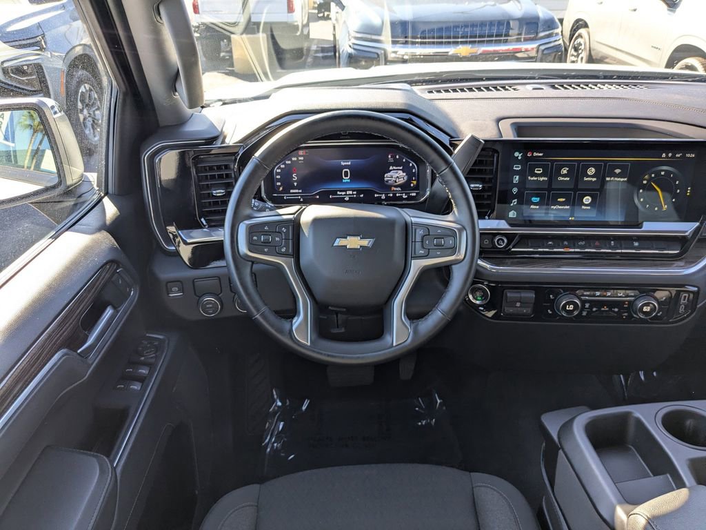 Used 2025 Chevrolet Silverado 1500 LT image 17