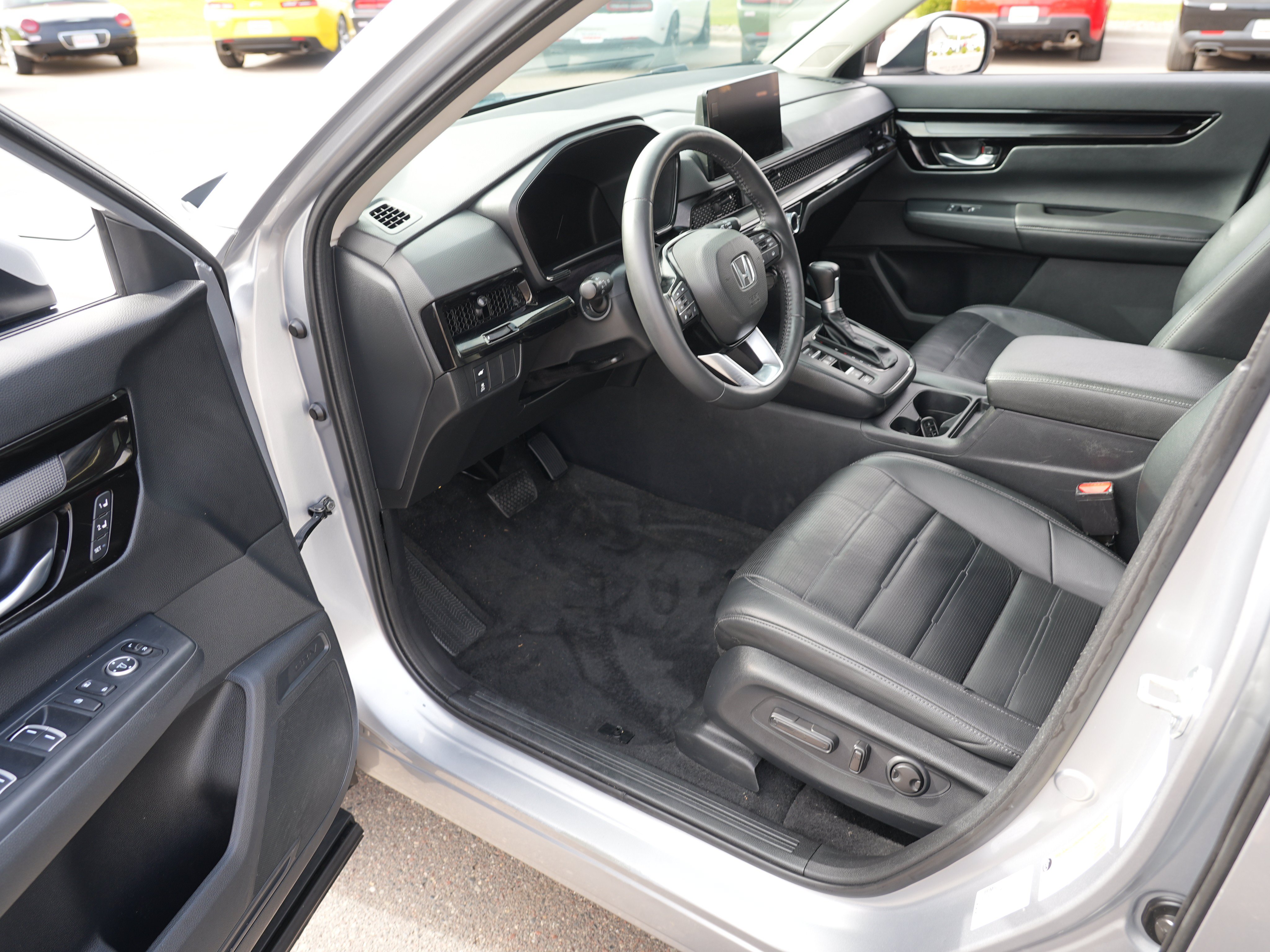 Used 2024 Honda CR-V EX-L image 13