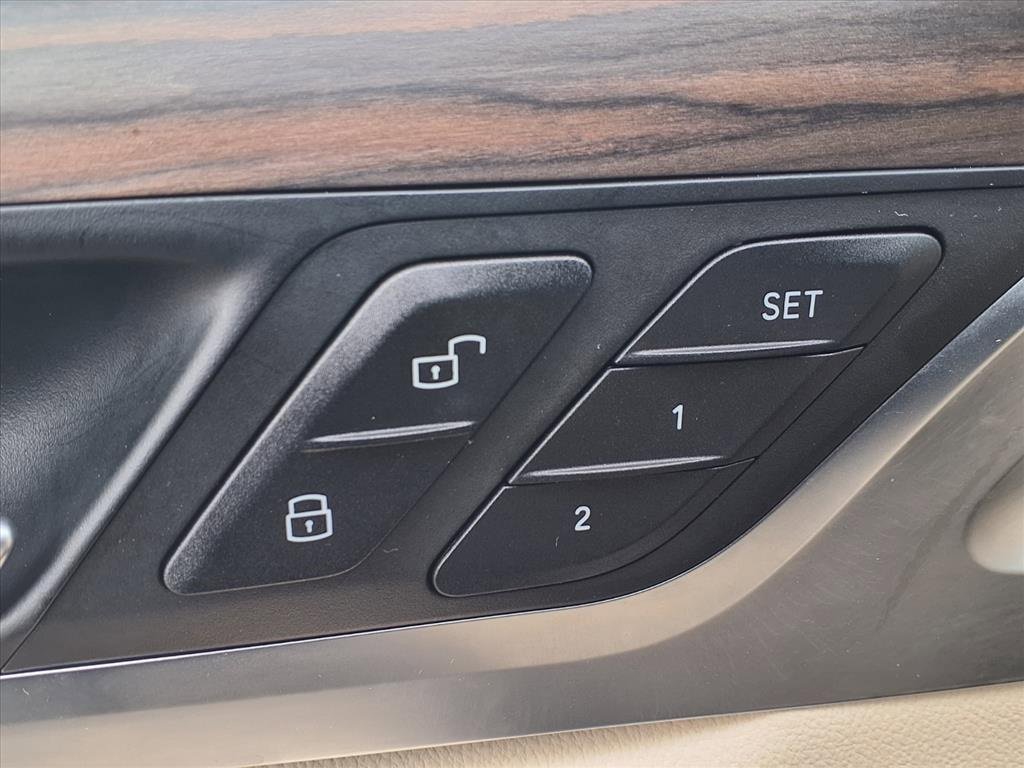 Used 2021 BMW X3 sDrive30i w/ Executive Package image 6