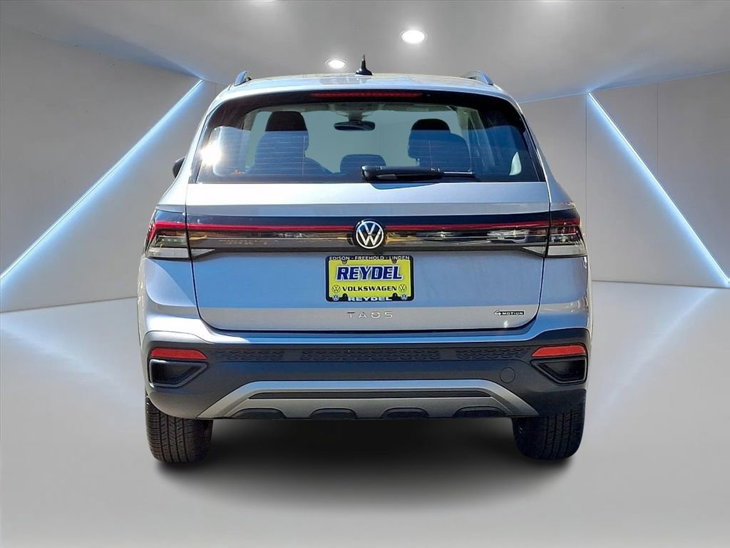 Certified 2025 Volkswagen Taos S image 6