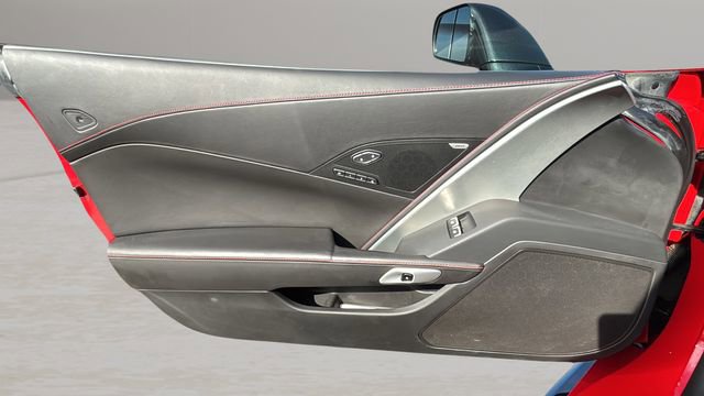 Used 2016 Chevrolet Corvette Z06 w/ 3LZ Preferred Equipment Group image 17