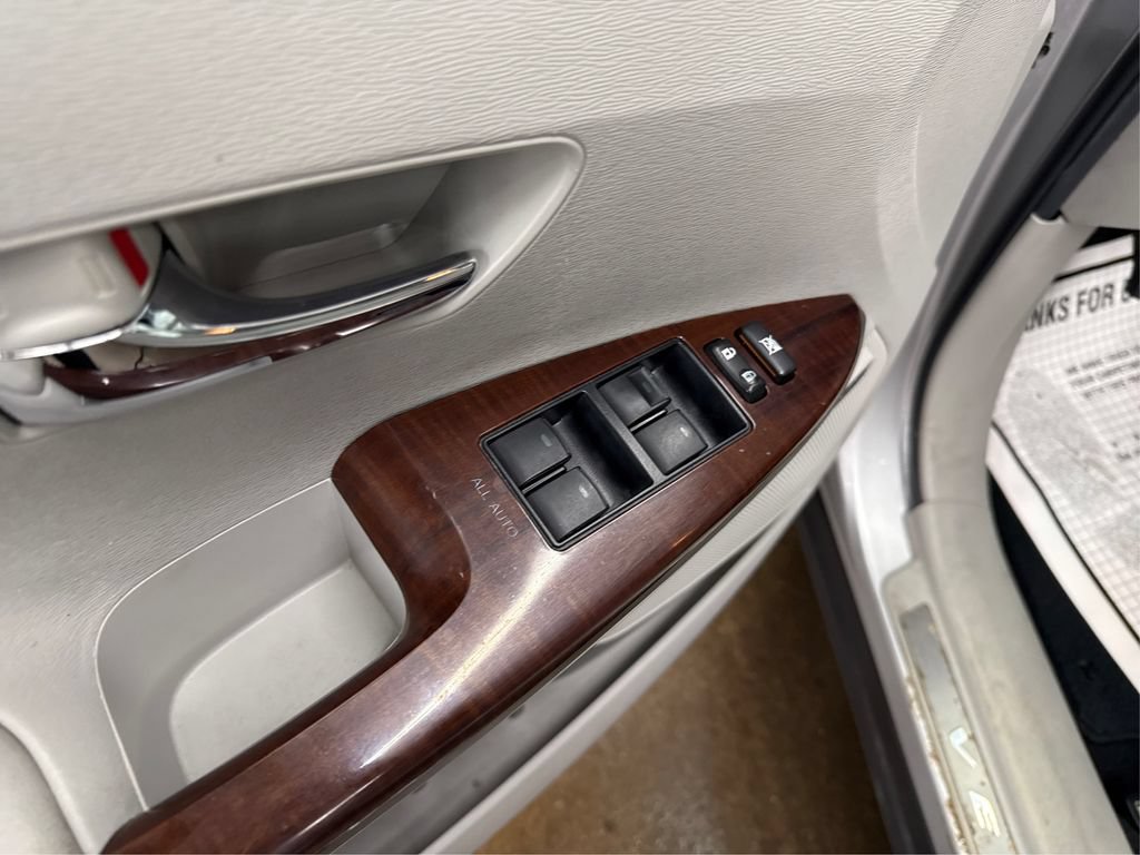 Used 2012 Toyota Venza Limited AWD/4WD image 36