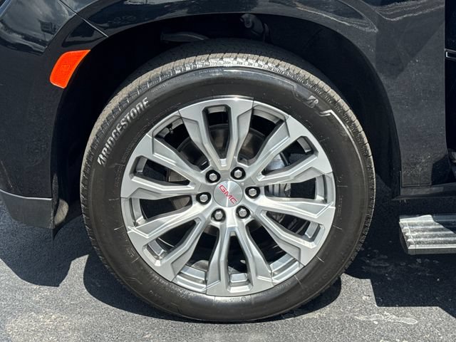 Used 2022 GMC Yukon Denali AWD/4WD image 29