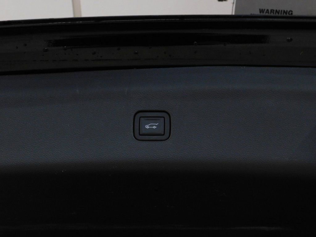 Used 2024 Buick Enclave Essence image 85