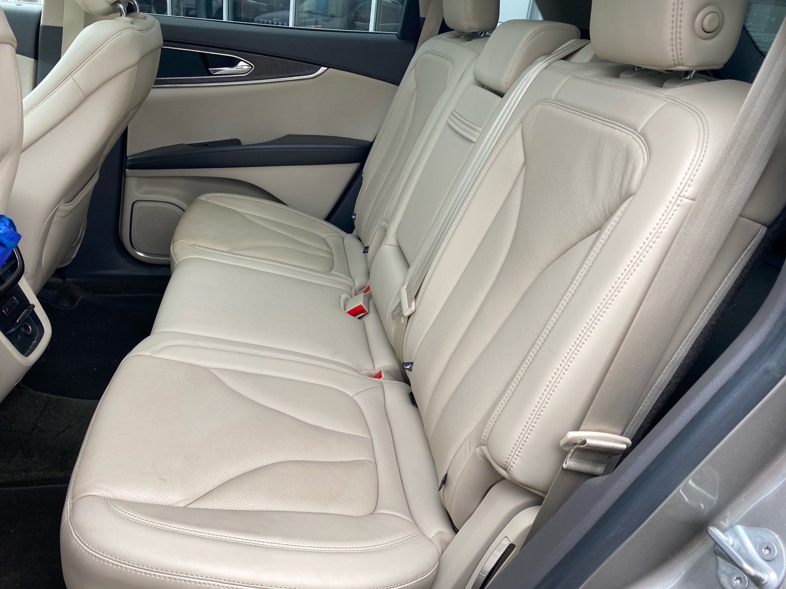 Used 2017 Lincoln MKX Reserve w/ Lincoln MKX Climate Package AWD/4WD image 23