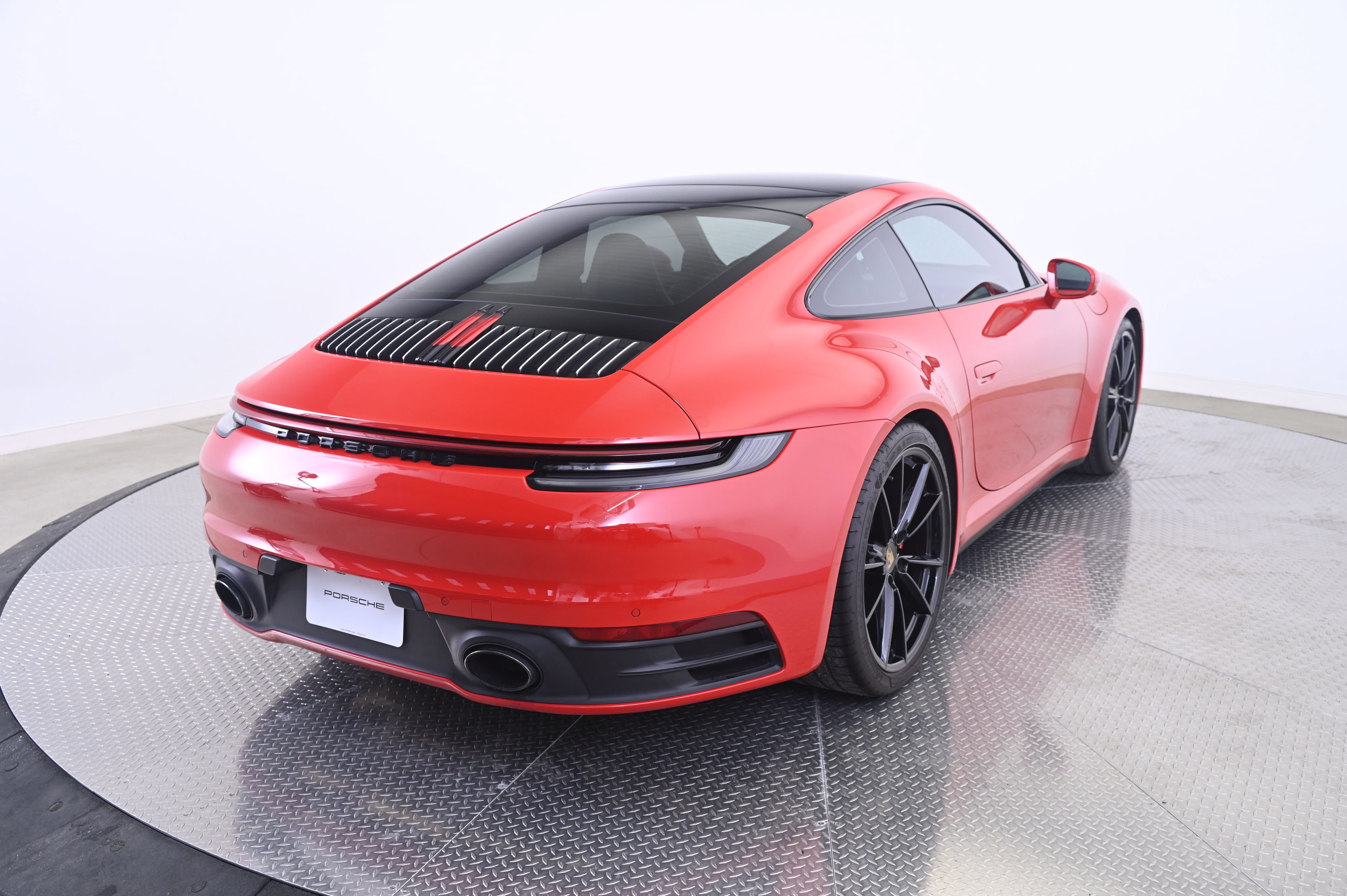 Used 2022 Porsche 911 Carrera S RWD image 7