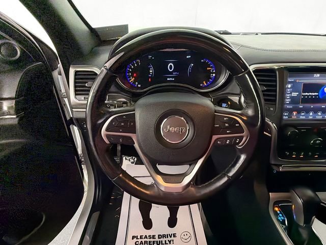 Used 2018 Jeep Grand Cherokee Overland w/ Jeep Active Safety Group image 11