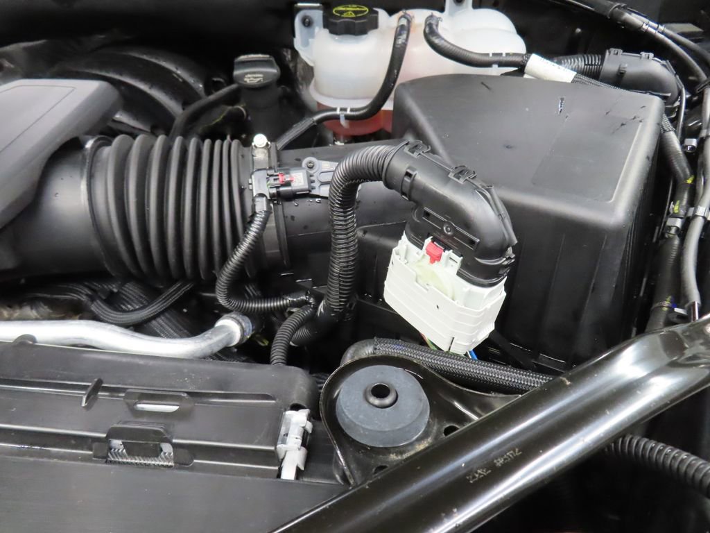 Used 2025 GMC Yukon Denali Ultimate image 37