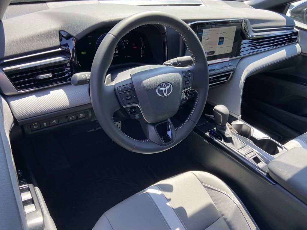 New 2026 Toyota Camry SE FWD image 13