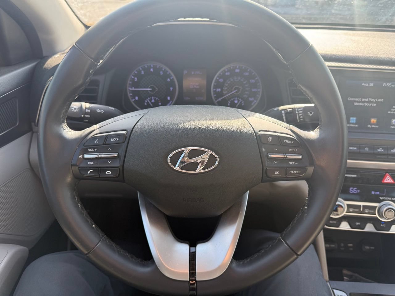 Used 2020 Hyundai Elantra Value Edition w/ Cargo Package (C1) FWD image 18