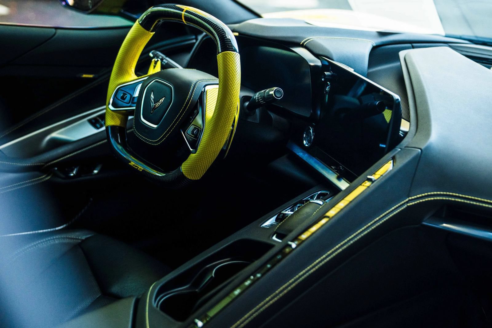 Used 2025 Chevrolet Corvette Z06 RWD image 27
