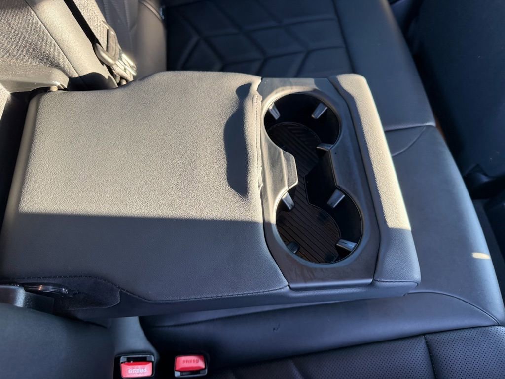 Used 2024 BMW 530i image 33