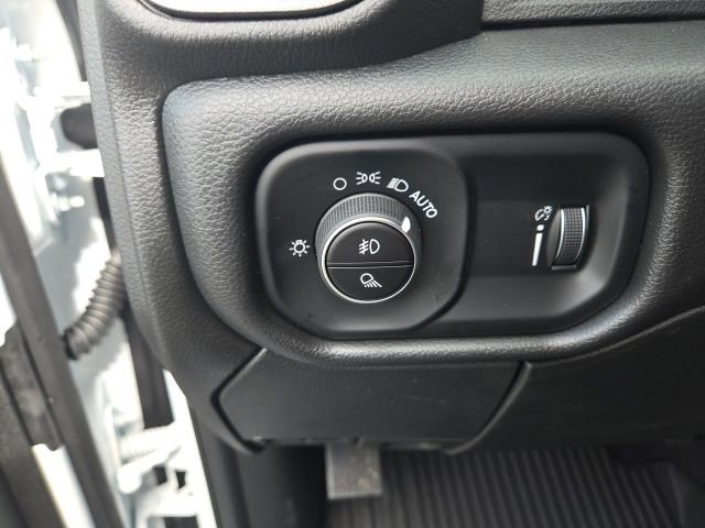 New 2025 RAM 2500 Tradesman AWD/4WD image 31