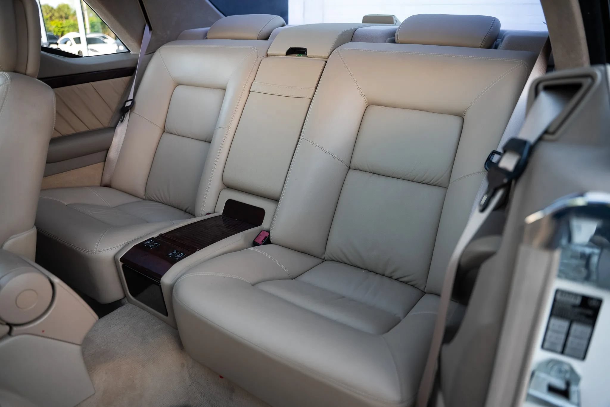 Used 1997 Mercedes-Benz S 500 Coupe image 22