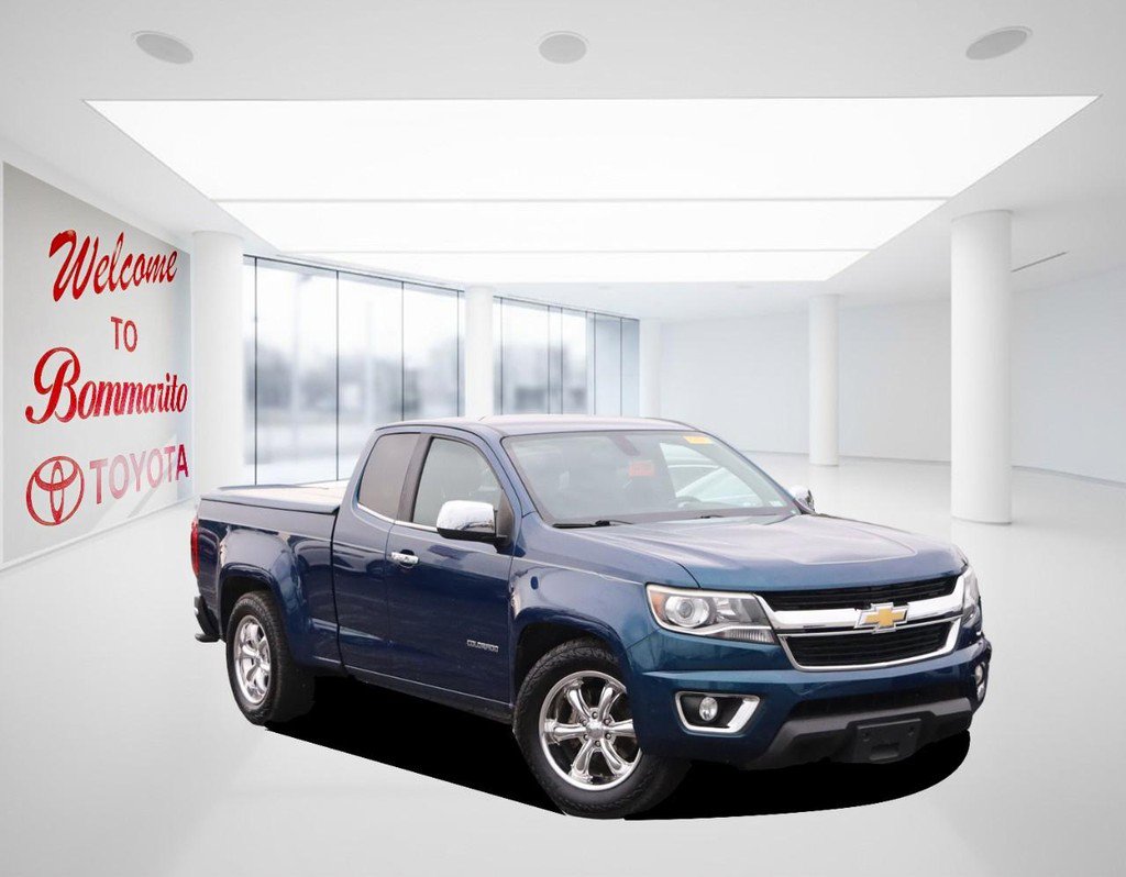 Used 2019 Chevrolet Colorado LT w/ Luxury Package, Chrome RWD image 2