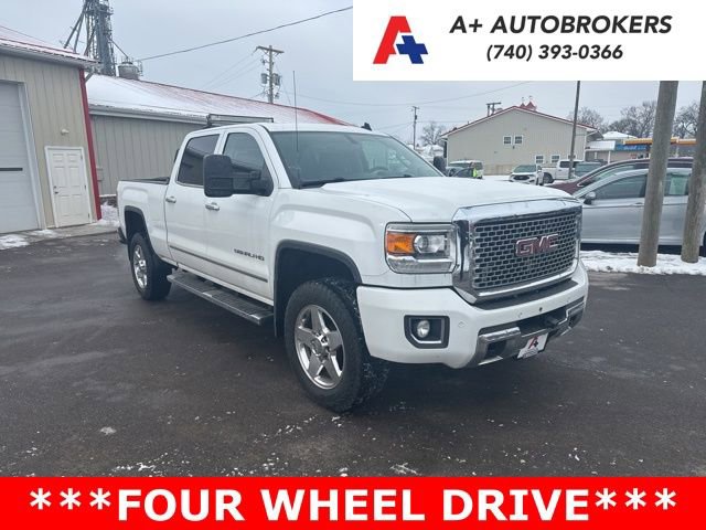 Used 2015 GMC Sierra 2500 Denali image 1