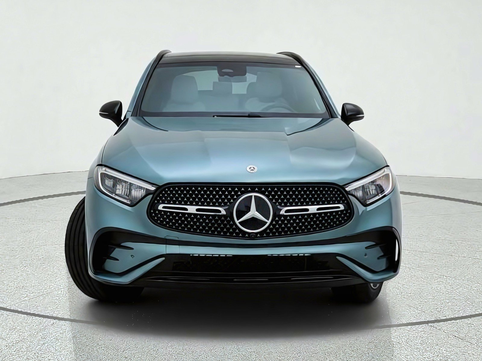 New 2027 Mercedes-Benz GLC 300 image 3