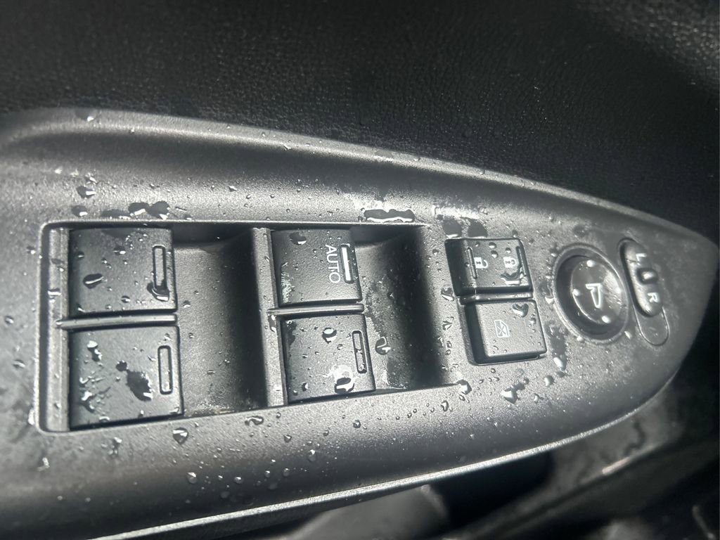 Used 2015 Honda Fit LX image 29