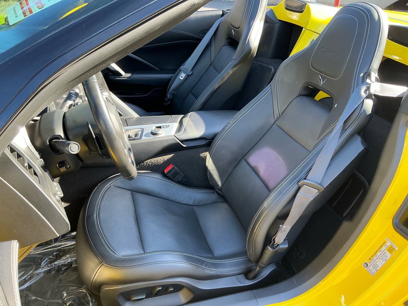 Used 2016 Chevrolet Corvette Z06 w/ 2LZ Preferred Equipment Group image 17