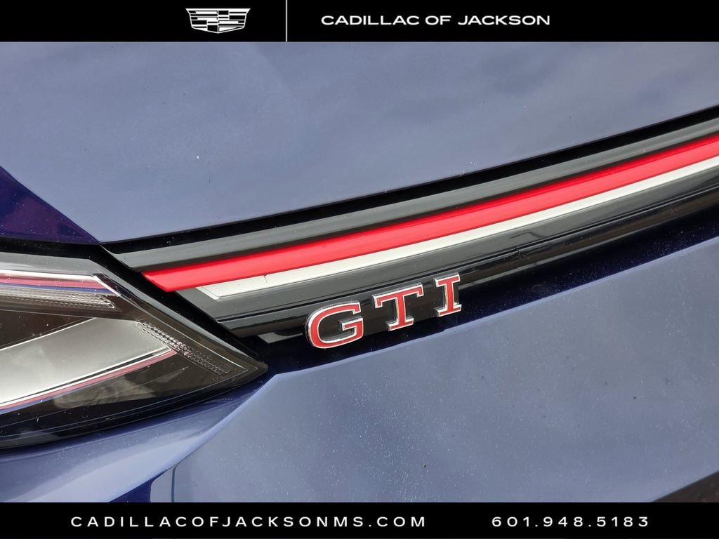 Used 2023 Volkswagen GTI SE FWD image 11