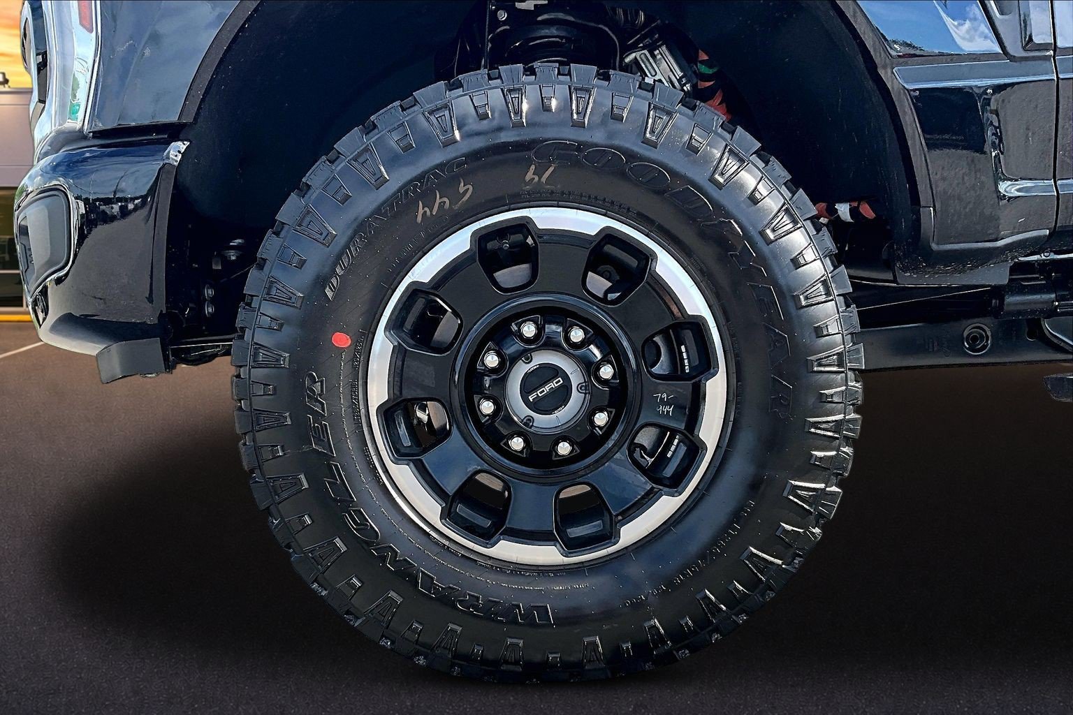 New 2026 Ford F350 Platinum w/ Tremor Off-Road Package AWD/4WD image 11