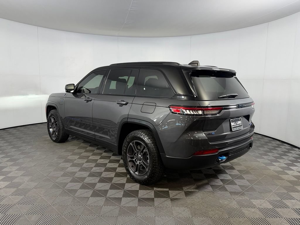 Used 2024 Jeep Grand Cherokee Trailhawk AWD/4WD image 10