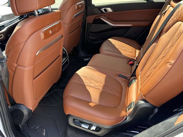 Certified 2025 BMW X7 M60i AWD/4WD image 21
