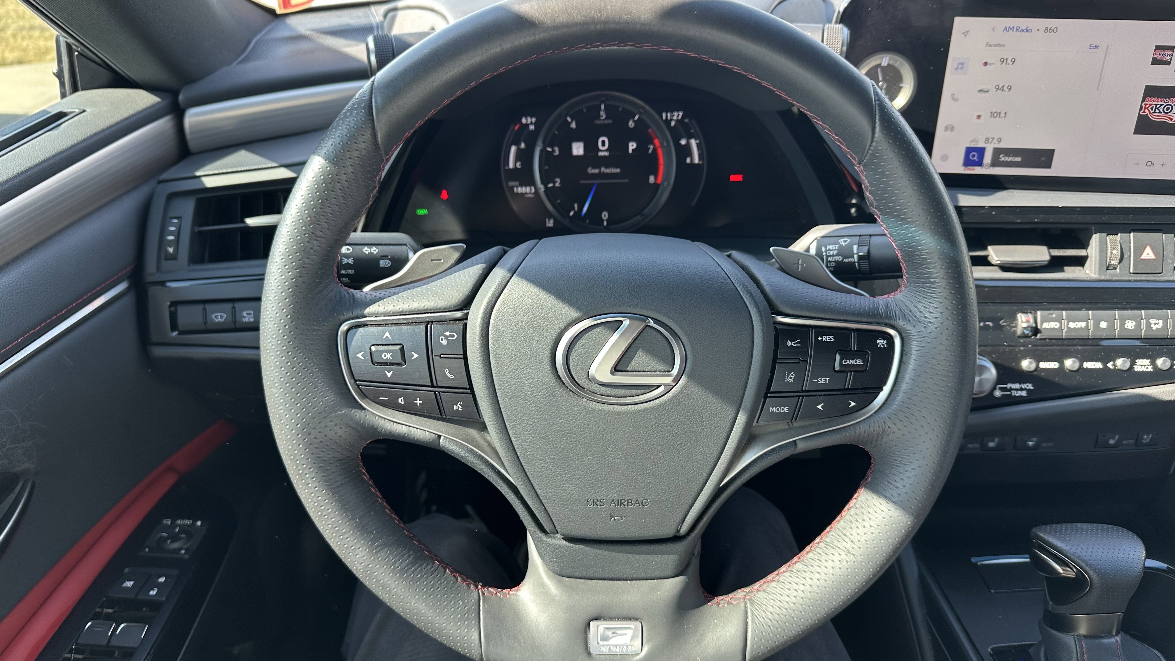 Used 2023 Lexus ES 350 F Sport w/ Accessory Package (Z2) image 5
