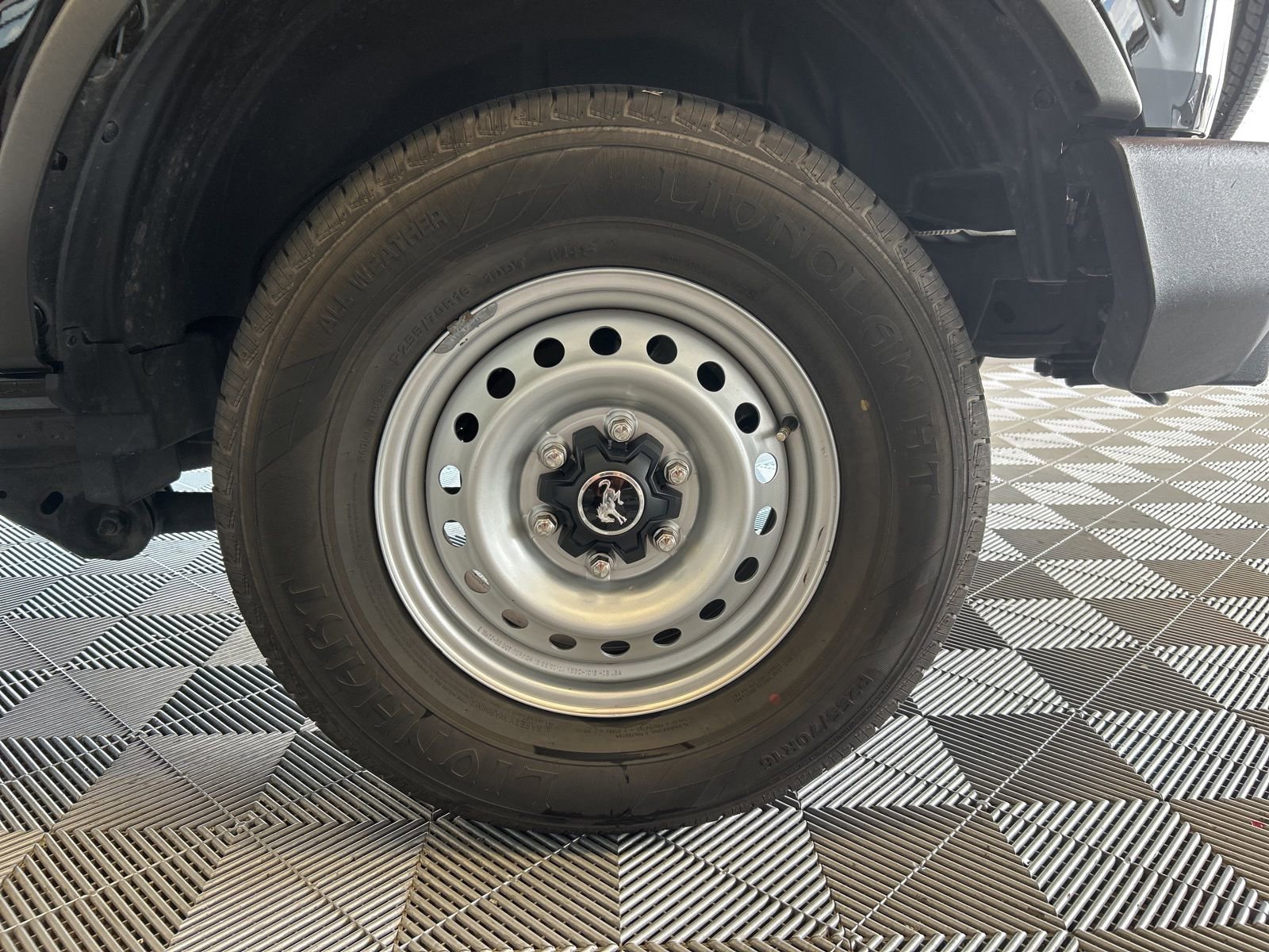 Used 2022 Ford Bronco 4-Door image 8