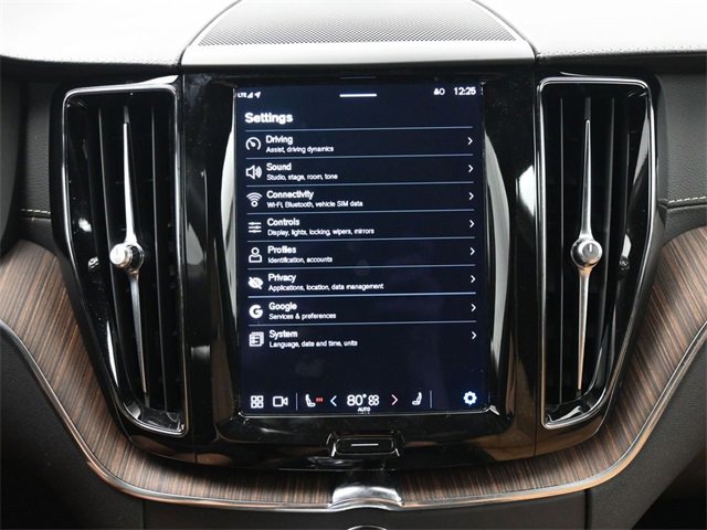 Used 2022 Volvo XC60 B6 Inscription w/ Advanced Package image 16