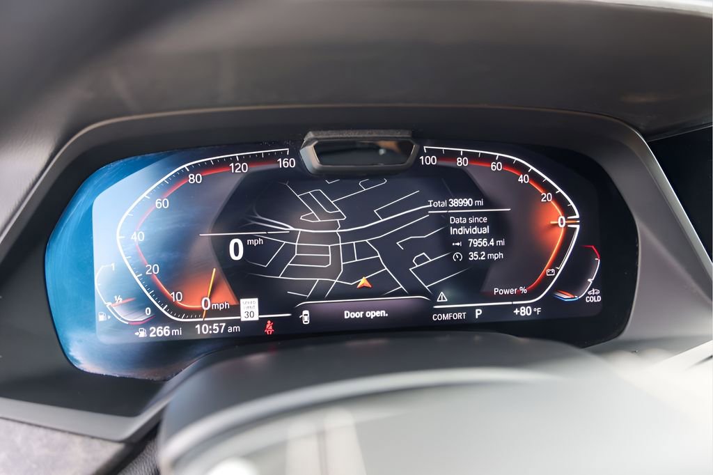 Used 2022 BMW X5 sDrive40i w/ Executive Package image 14