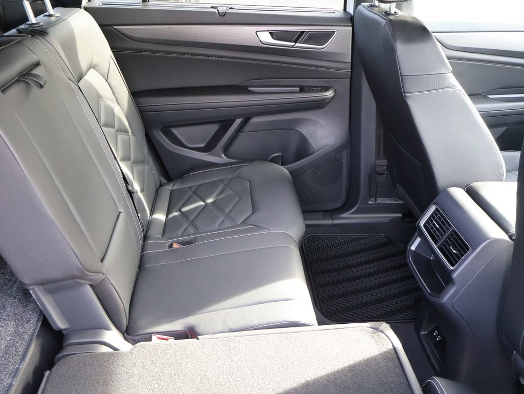 New 2026 Volkswagen Atlas Cross Sport SE AWD/4WD image 29