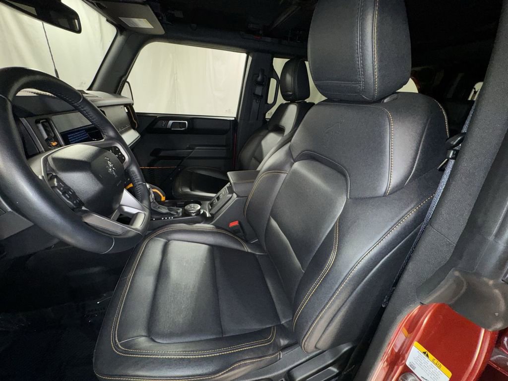 Used 2024 Ford Bronco Badlands image 17