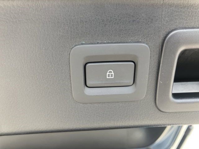 Used 2025 MAZDA CX-30 AWD 2.5 S w/ Preferred Package image 27