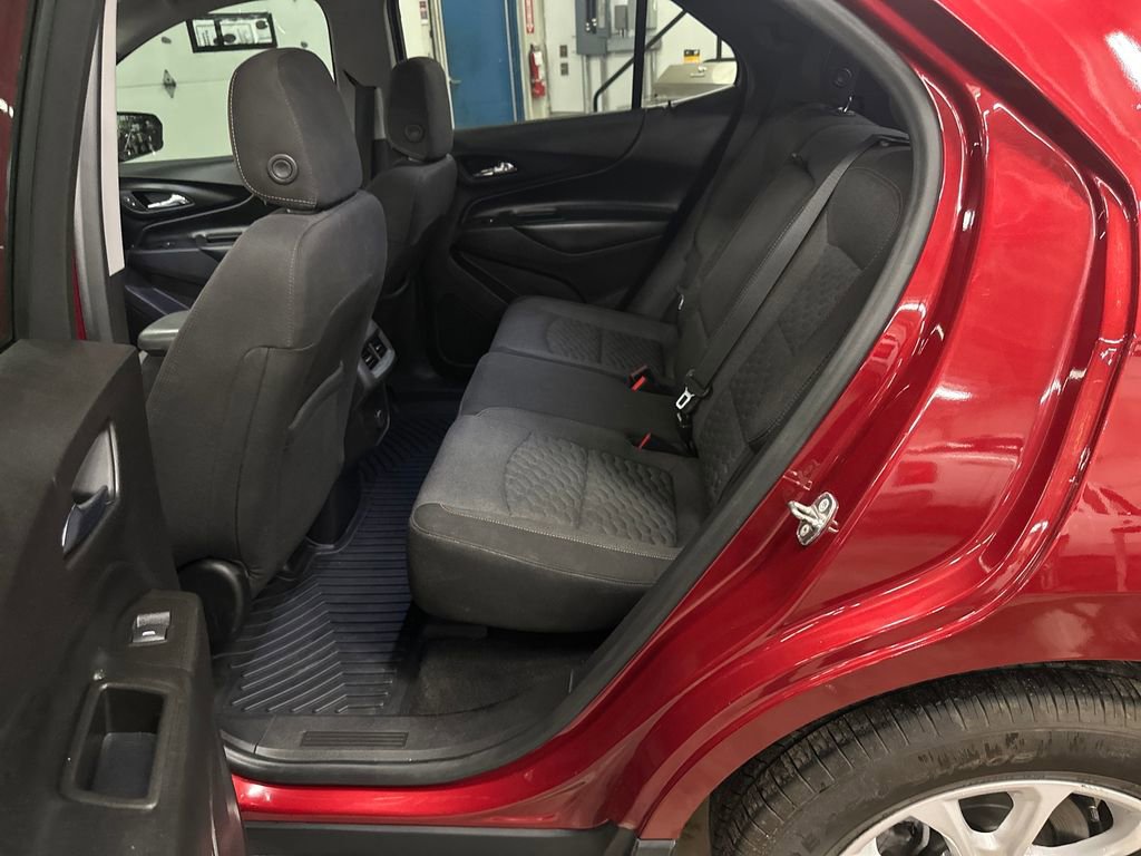 Used 2018 Chevrolet Equinox LT image 26