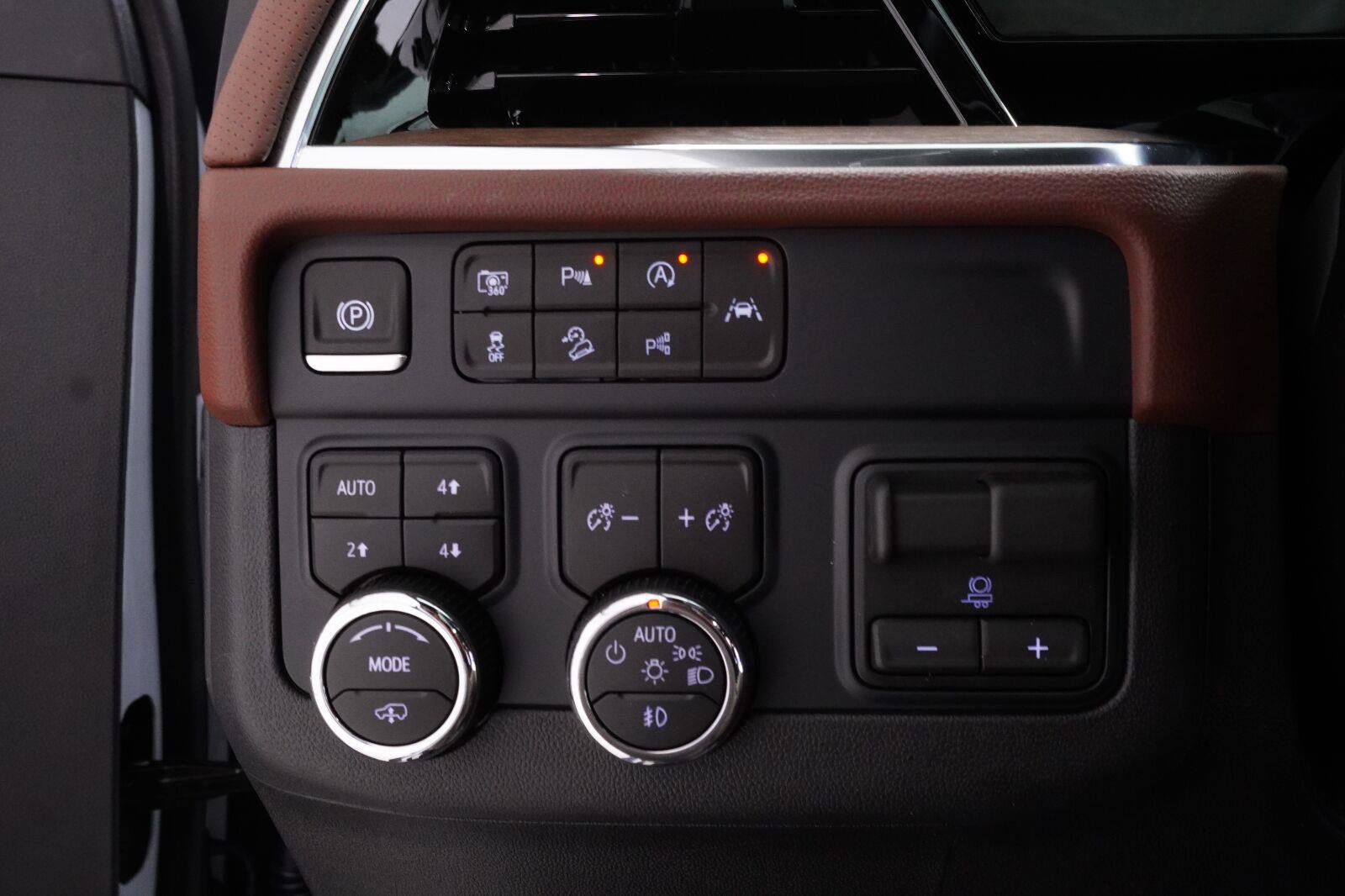 New 2027 Chevrolet Tahoe High Country AWD/4WD image 14