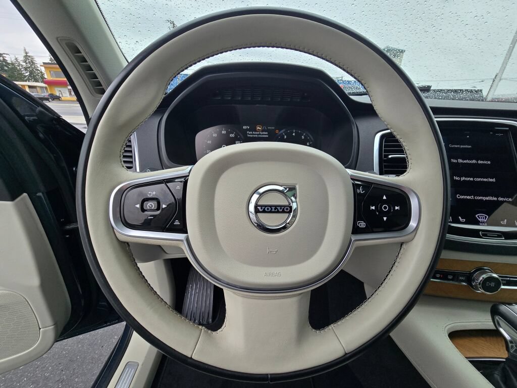 Used 2022 Volvo XC90 T5 Momentum w/ Advanced Package AWD/4WD image 26